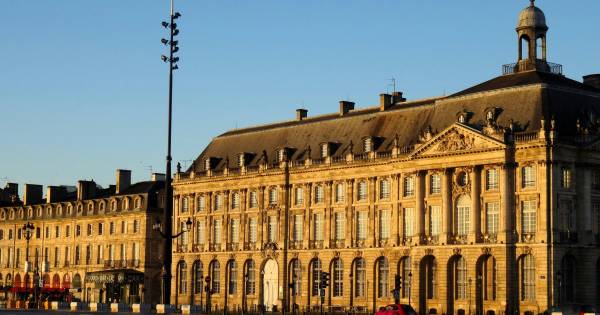 How to Make the Most of a Bordeaux Free Walking Tour: 4 Simple Tips
